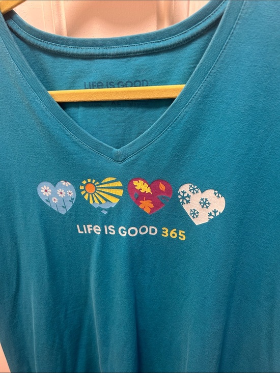 Life Is Good Tops - Life Is Good Teal V-Neck Short Sleeve Tee with Seasonal Heart Graphics